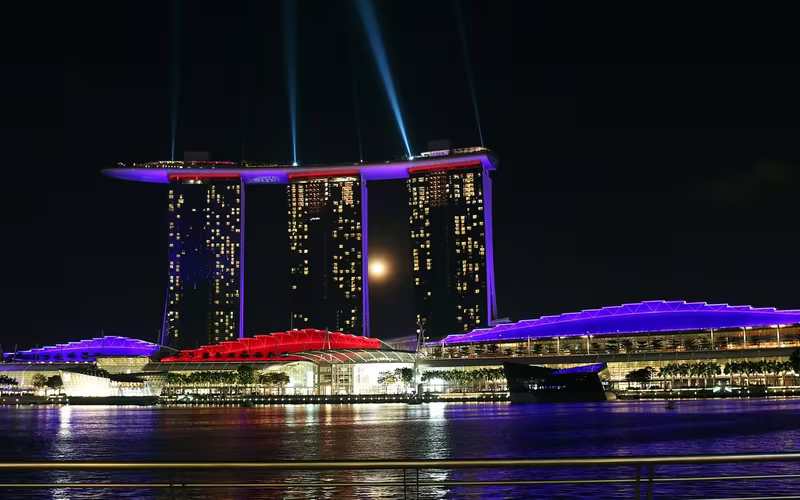 Light and water show in front of Marina Bay Sands